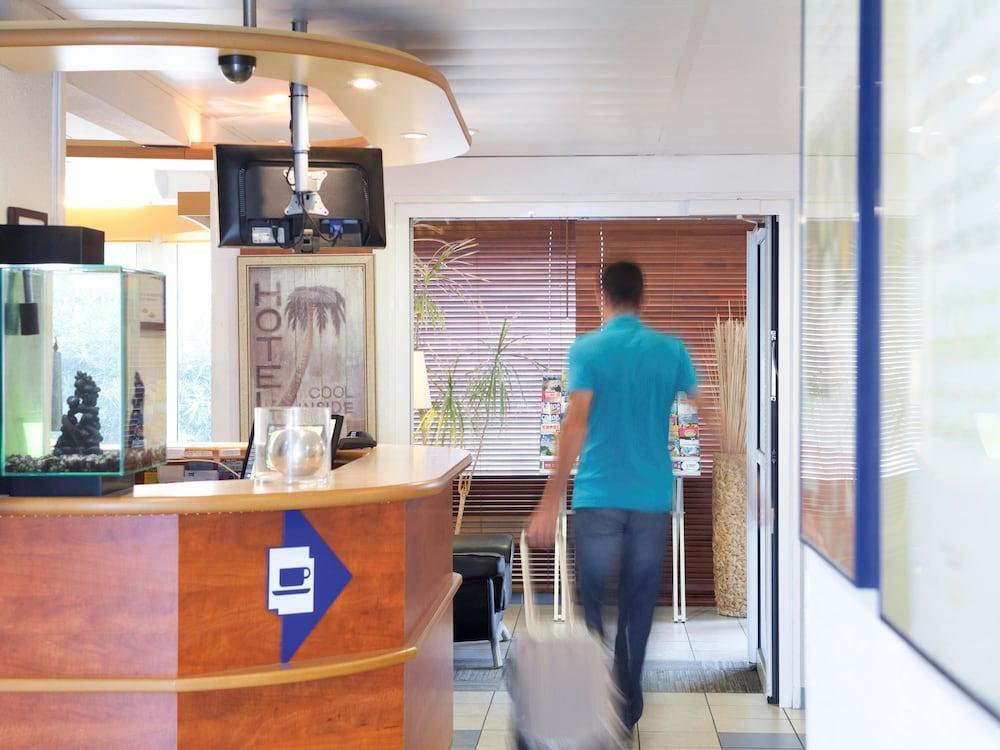 Ibis Budget Sete Centre Екстериор снимка
